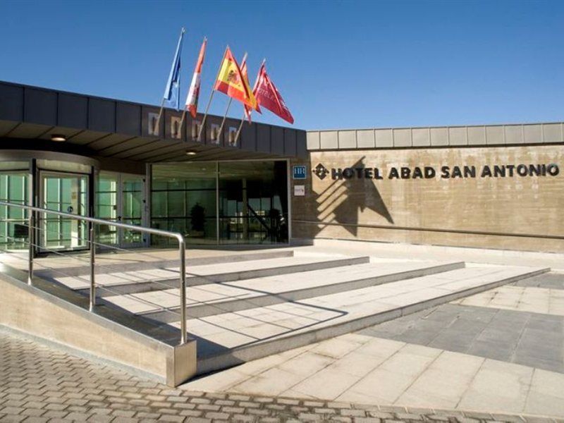 Arva Abad San Antonio Hotel Leon Exterior photo